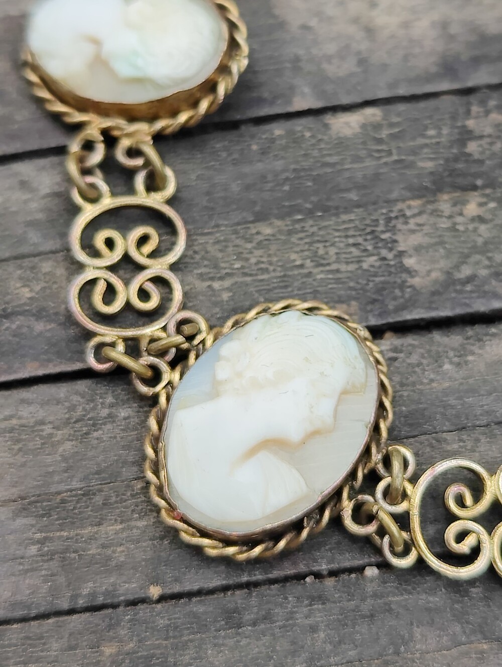 Antique 12K GF Cameo Bracelet - Picture 4 of 12
